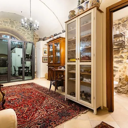 Apartman La Grotta - Design Artigianale *