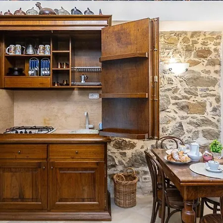 Apartman La Grotta - Design Artigianale *